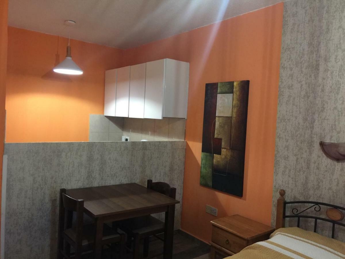 איה נאפה Pomelo Apartments מראה חיצוני תמונה